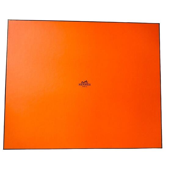Hermès Box Lidded 18" 15" x 4" Authentic Orange Decor Display Storage Resale - Picture 1 of 4
